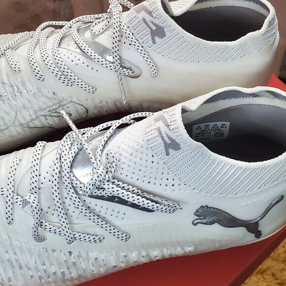 108189-04 FUTURE 8 ULTIMATE Soccer Cleats White-Matte Silver  Size 10.5 Men\